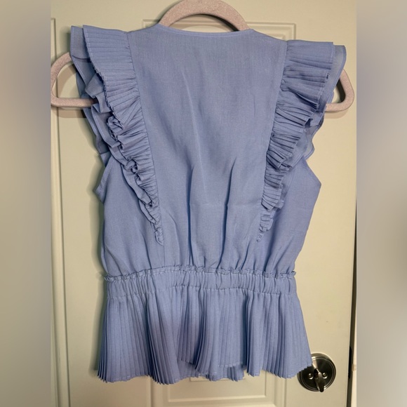 Express Light Blue‎ Ruffle Sleeveless Top NWT Size XS - Picture 2 of 4